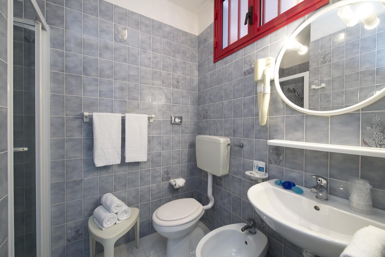 Nice Hotel Bibione Exterior foto